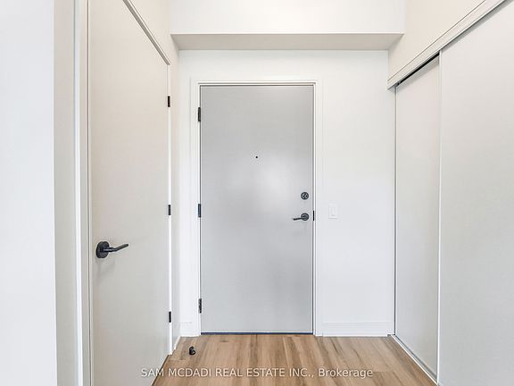 5th image of 8020 Derry Rd W #210