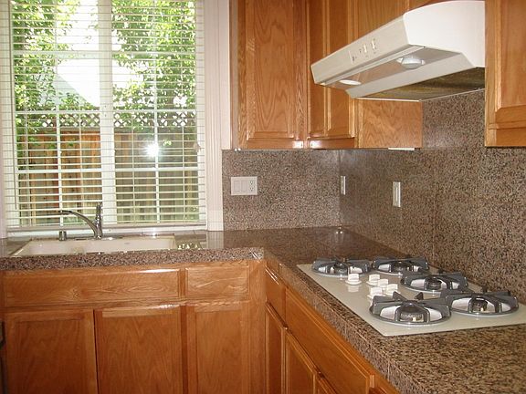 3rd image of 4431 Bangor Ct