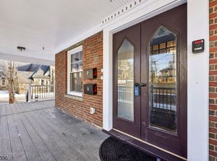 30 Woodland Ave #2, Summit, NJ 07901