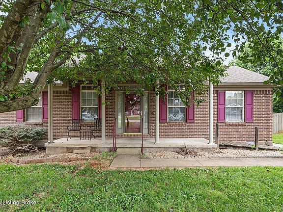 3rd image of 108 Kenton Dr