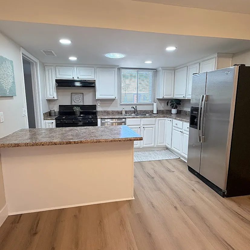 11822 N 36th Pl — Photo 4