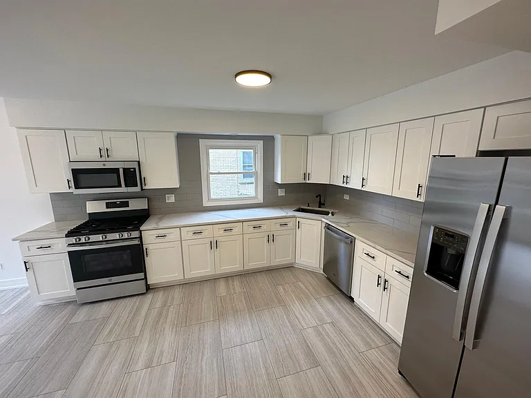 2031 Parkside Dr #1 — Photo 3