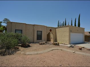 7048 El Cajon Dr, El Paso, TX 79912