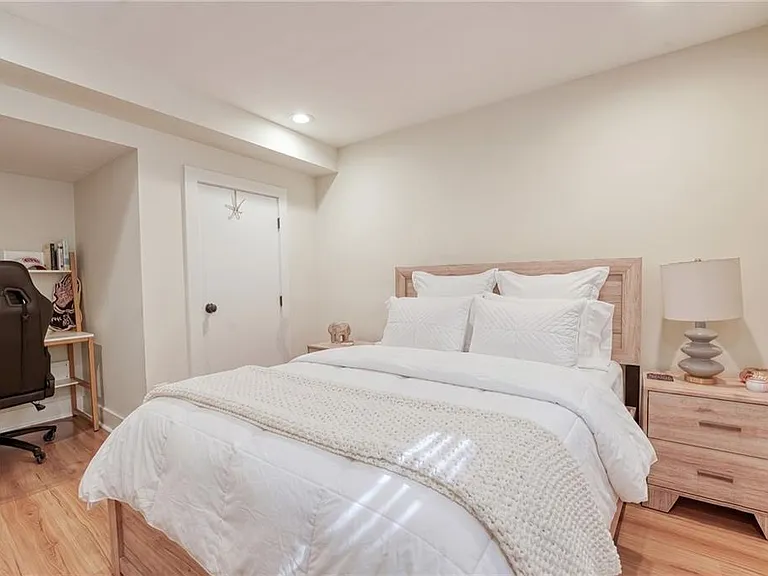 3076 McCully Dr NE — Photo 18