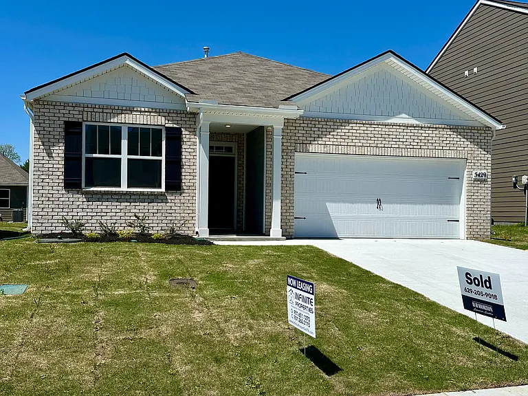 5429 Mason Way — Photo 1