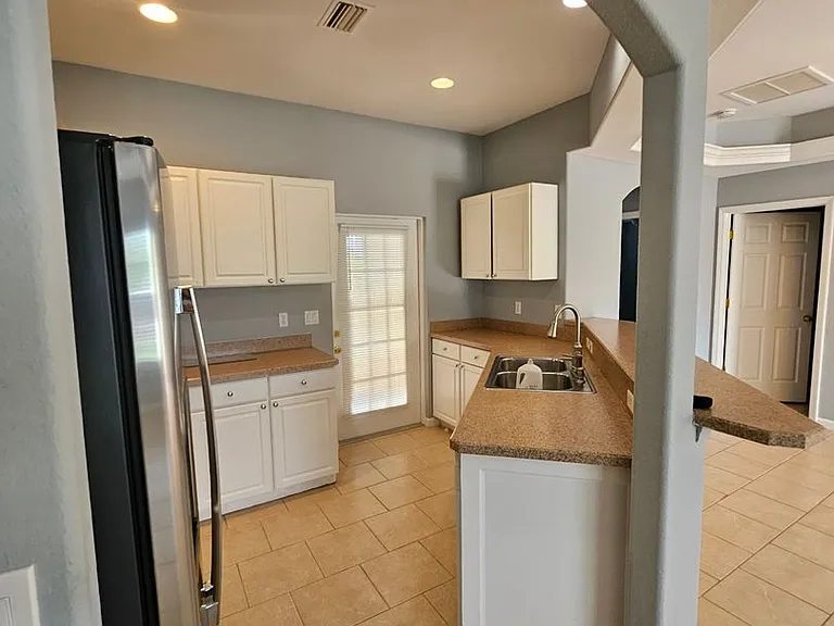 22 Donlon Dr #A — Photo 8