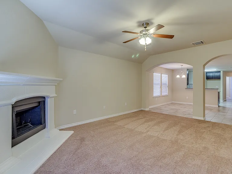7336 NW 148th St — Photo 13