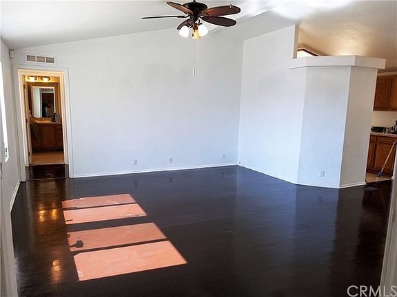 4th image of 23772 Goshute Ave