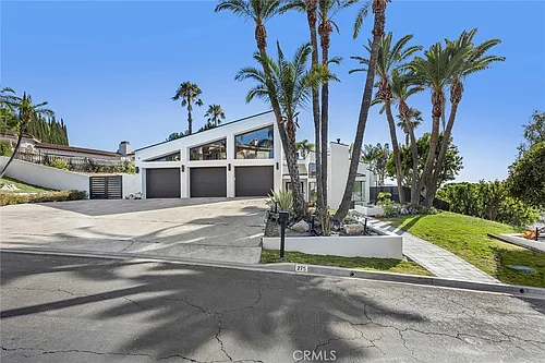 275 S Owens Dr Photo 1