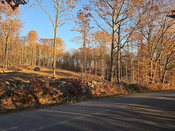 108 Piper Hill Rd, Loudon, NH 03307