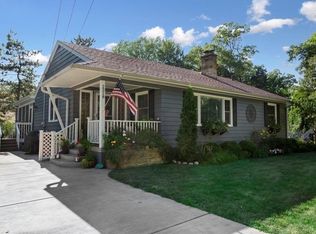 2318 Hazeltine Dr, Long Beach, IN