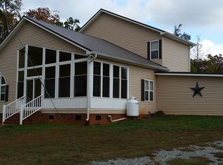 1364 Riverwood Dr, Lexington, NC 27292