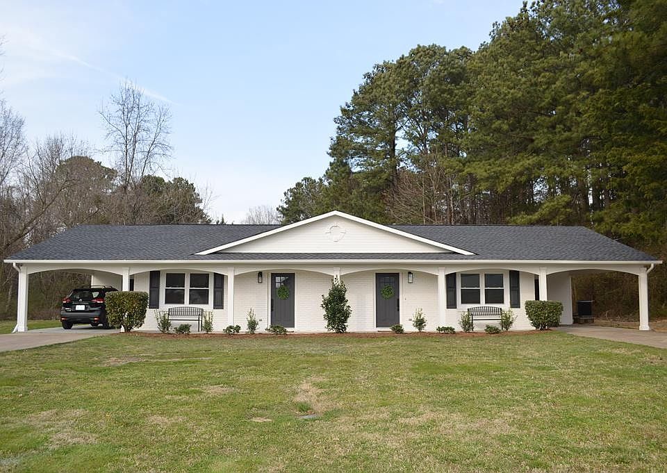 1st image of 1300 Clingan Ridge Dr NW