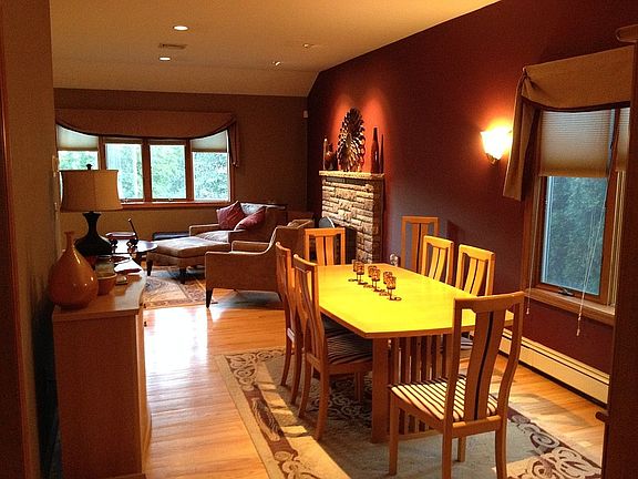 5th image of 21 E Crescent Ave