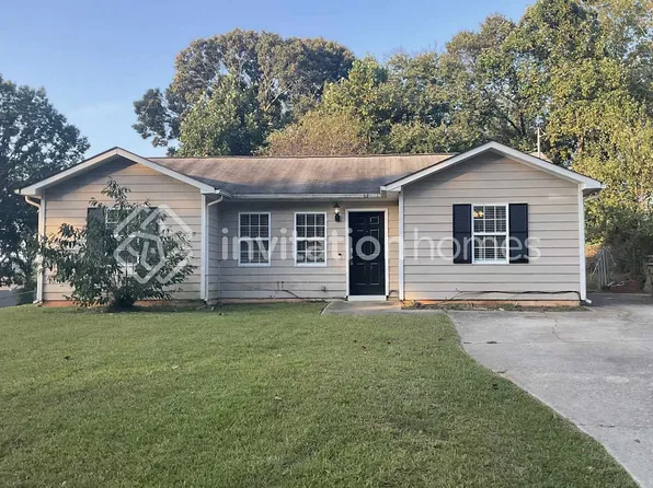 4038 Warren Rd, Flowery Branch, GA 30542