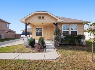 206 McCoy Ln, Hutto, TX 78634