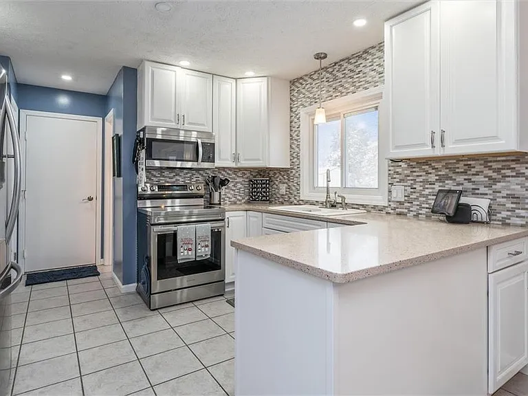 79 Mickens Bnd — Photo 3