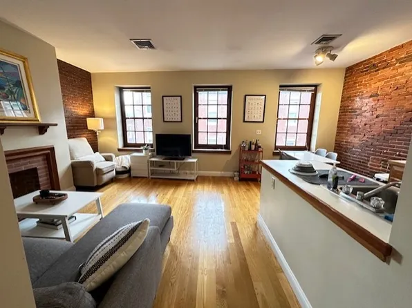 15 Sheafe St APT 7, Boston, MA 02113