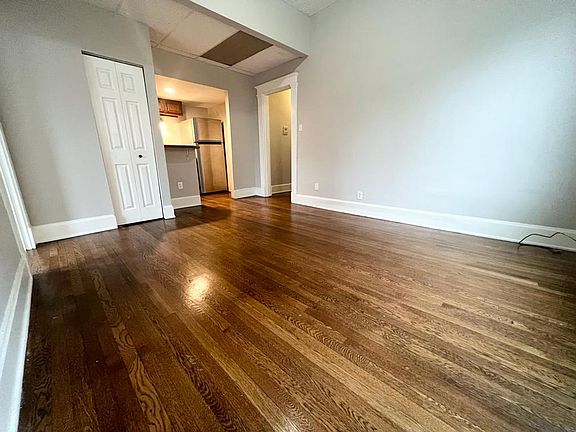 3rd image of 974-980 Dana Ave #2