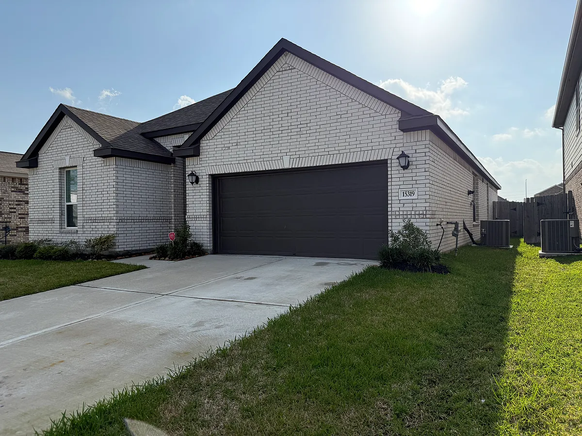 Building Photo - 15319 Galia Terrace Dr