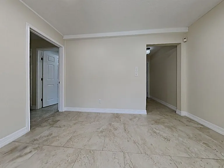 10506 Kirkdale Dr — Photo 13