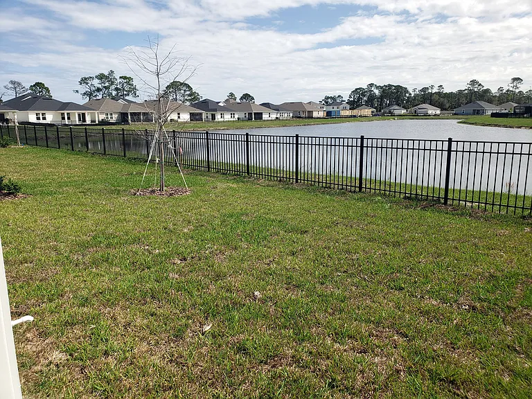 89 Signet Cir — Photo 28