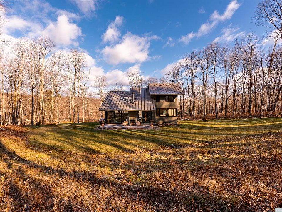 581 Harrington Dr, Austerlitz, NY 12017 Zillow