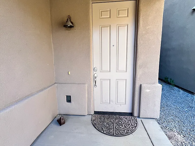 2862 N Silkie Pl — Photo 1