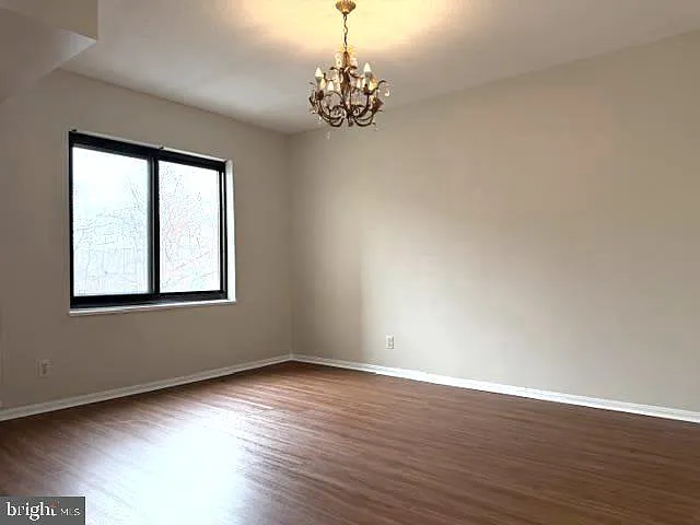 307 Yoakum Pkwy #310 — Photo 14