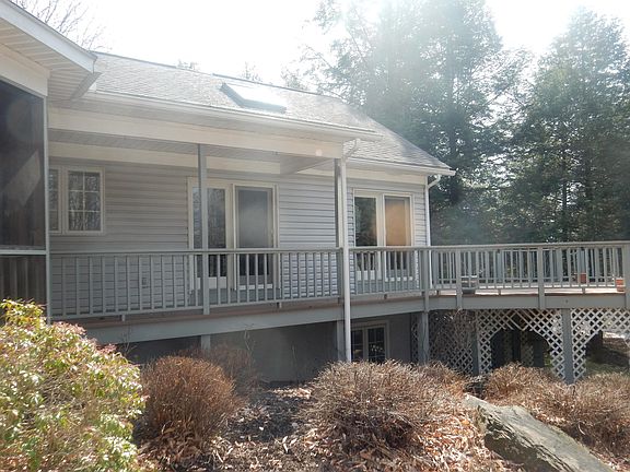 2nd image of 172 Lakewood Ave