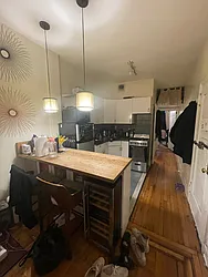 Rented by Weinstein Realty Group