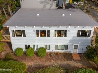 140 Coolidge Ave, Cannon Beach, OR 97110