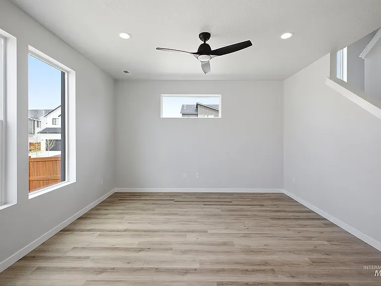 6705 S Spindlebush Ave — Photo 11