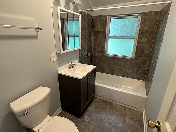 5th image of 9639 S Hoxie Ave