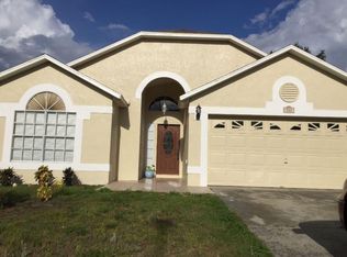 943 Old Barn Rd, Orlando, FL 32825