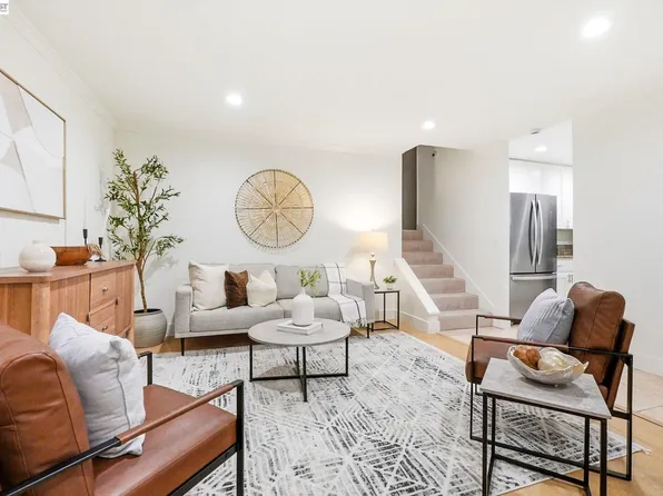 3855 Panda Pl, San Jose, CA 95117