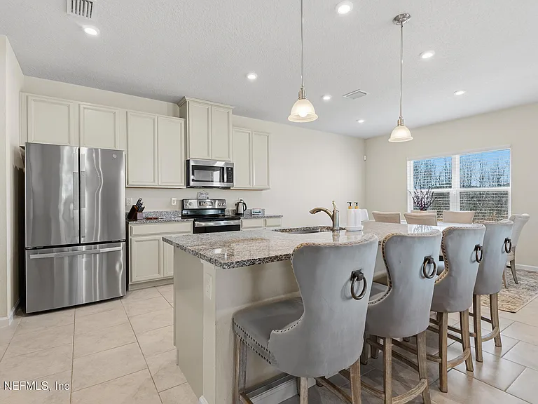 1052 Victoria Hills Ct — Photo 8