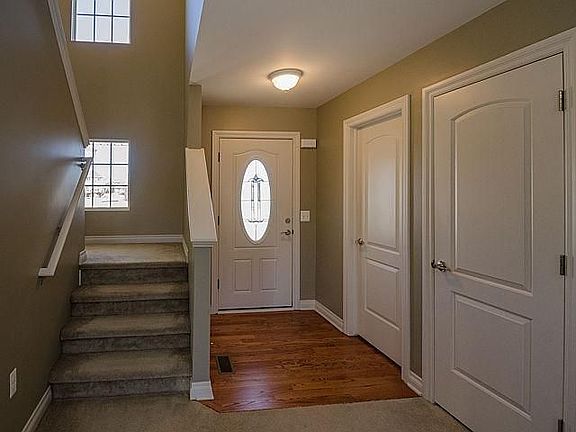 4th image of 4525 Cloverlane Ct