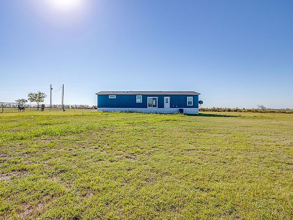 4th image of 1417 County Road 310a