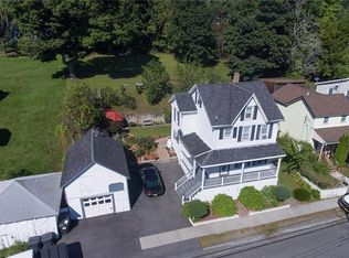 74 1st St, Walden, NY 12586