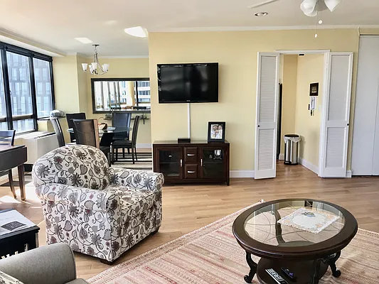 Rented by Corcoran | media 17