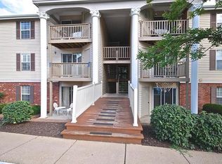 741 Ridgeside Dr APT C, Ballwin, MO 63021