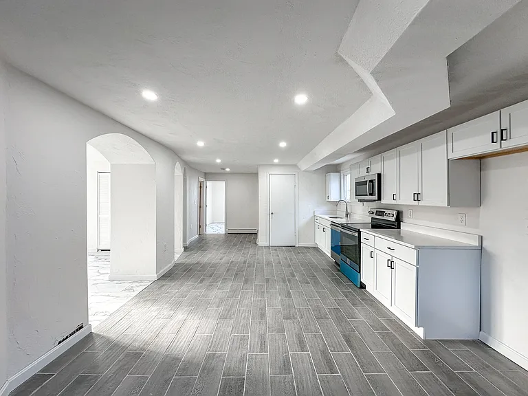 35 Hichborn St #1 — Photo 7
