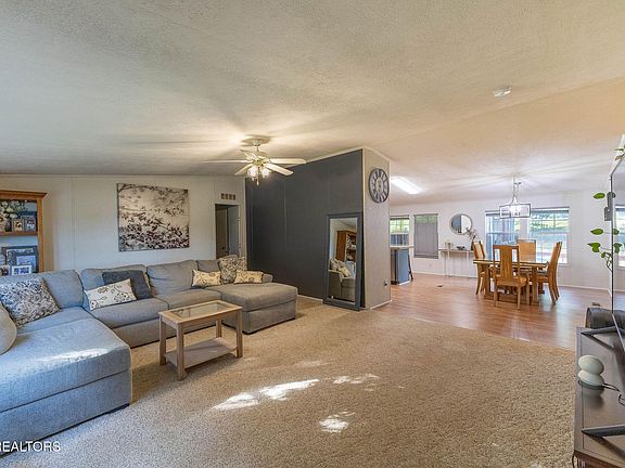 5th image of 1138 Ridgeview Dr