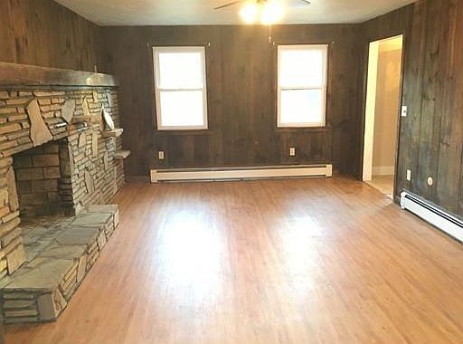 5th image of 21 Oakwood Ave