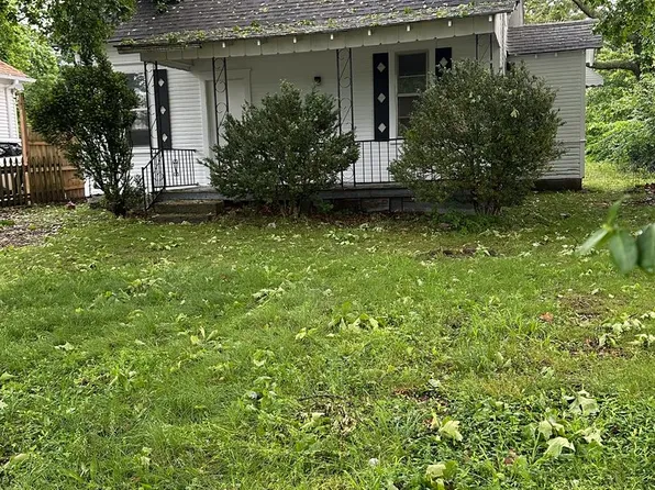 2230 N Ramsey Ave, Springfield, MO 65803