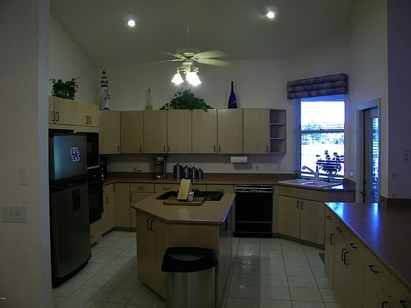 5th image of 477 SW Sanctuary Place