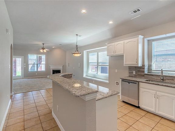 4th image of 10108 Coolidge Dr