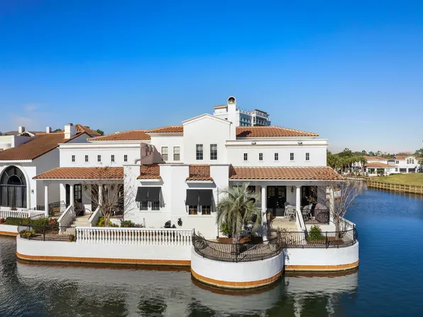 8056 Fountains Ln, Miramar Beach, FL 32550