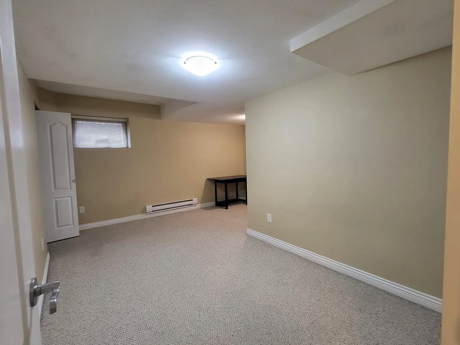 2 bed, 900 sqft, $1,800 — Photo 4